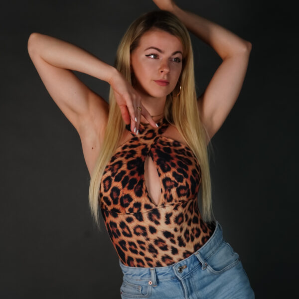 Body do tańca Chloe Leopard z przodu